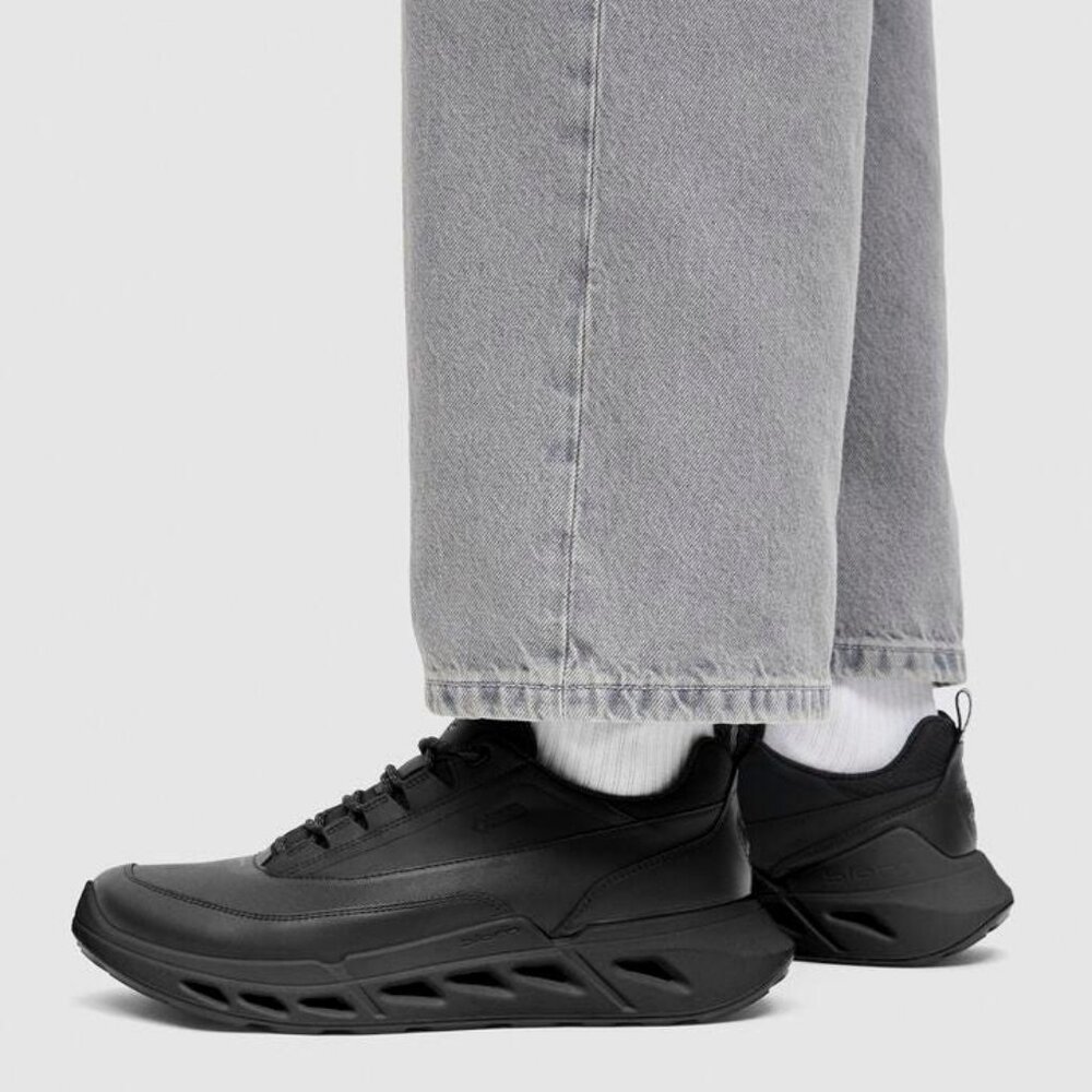 ECCO Biom 720 Gore-Tex Men's Oiled Nubuck Gore-Tex Sneaker 🇨🇦 - Picture 2 of 11